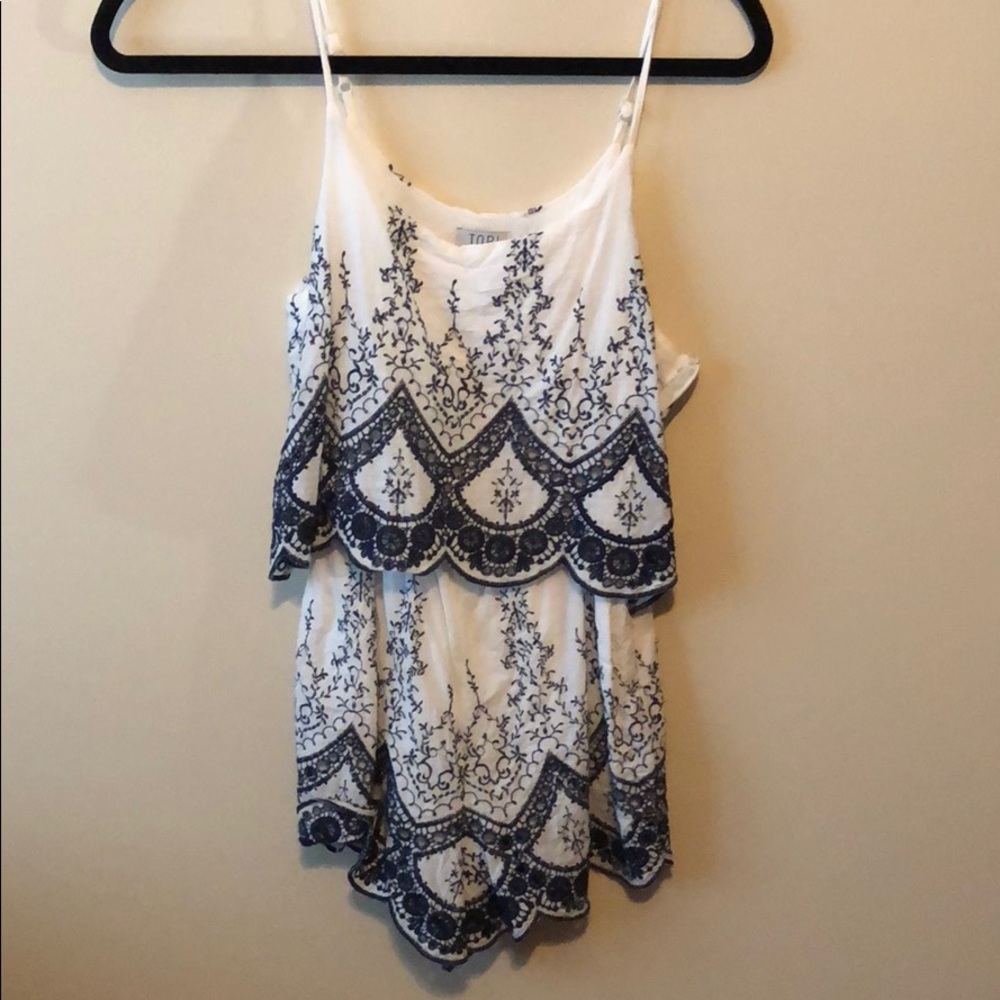 Tobi XS navy and white romper